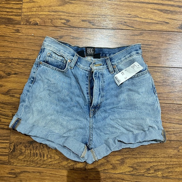 BDG Mom Shorts - Picture 4 of 5